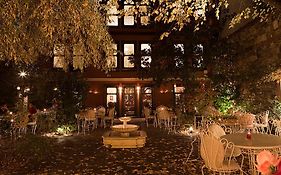 Kitapevi Hotel